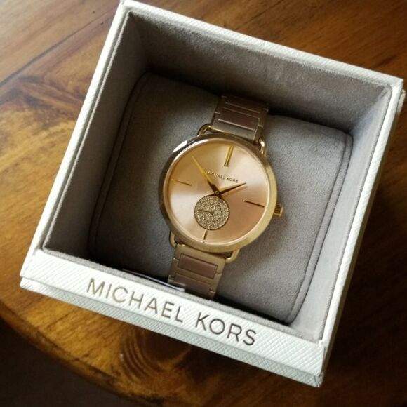 NWT|Michael Kors Rose Gold Watch - Picture 1 of 5